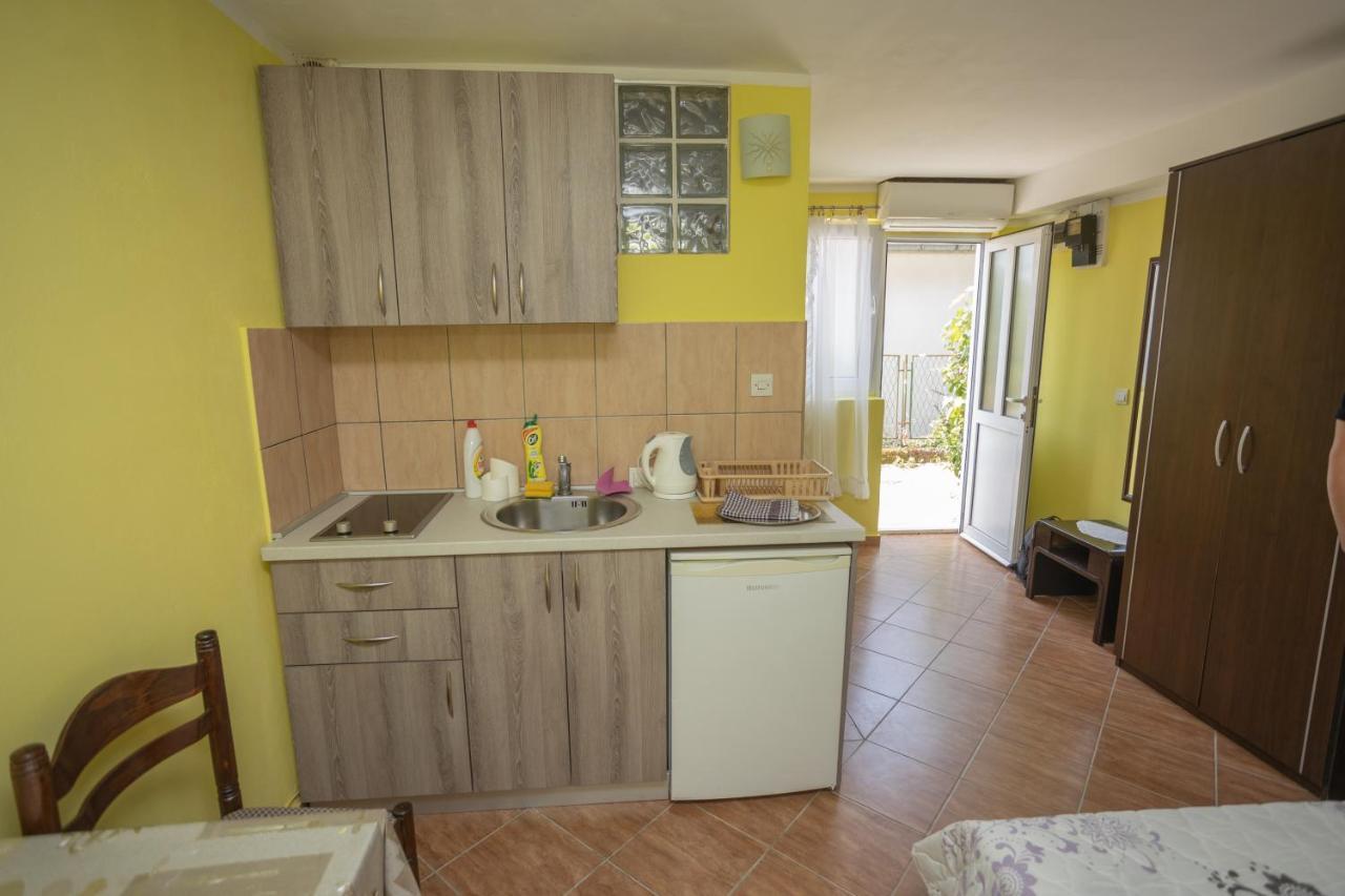 Adriana Apartments แฮร์เซ็ก-โนวี ภายนอก รูปภาพ