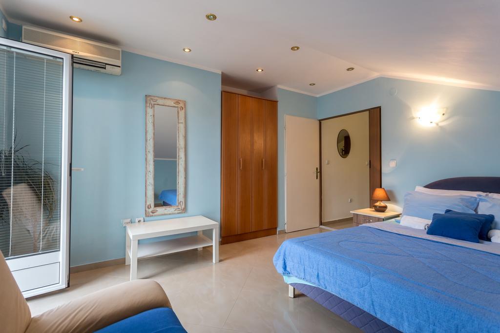 Adriana Apartments แฮร์เซ็ก-โนวี ภายนอก รูปภาพ