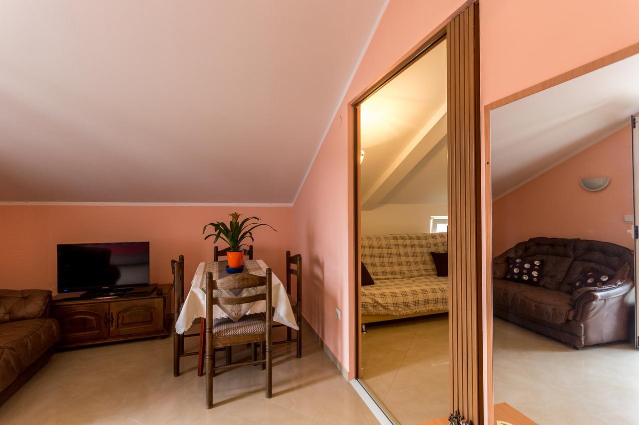 Adriana Apartments แฮร์เซ็ก-โนวี ภายนอก รูปภาพ