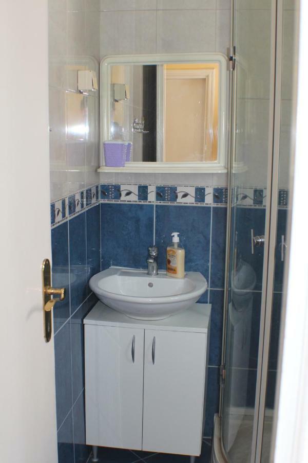 Adriana Apartments แฮร์เซ็ก-โนวี ภายนอก รูปภาพ